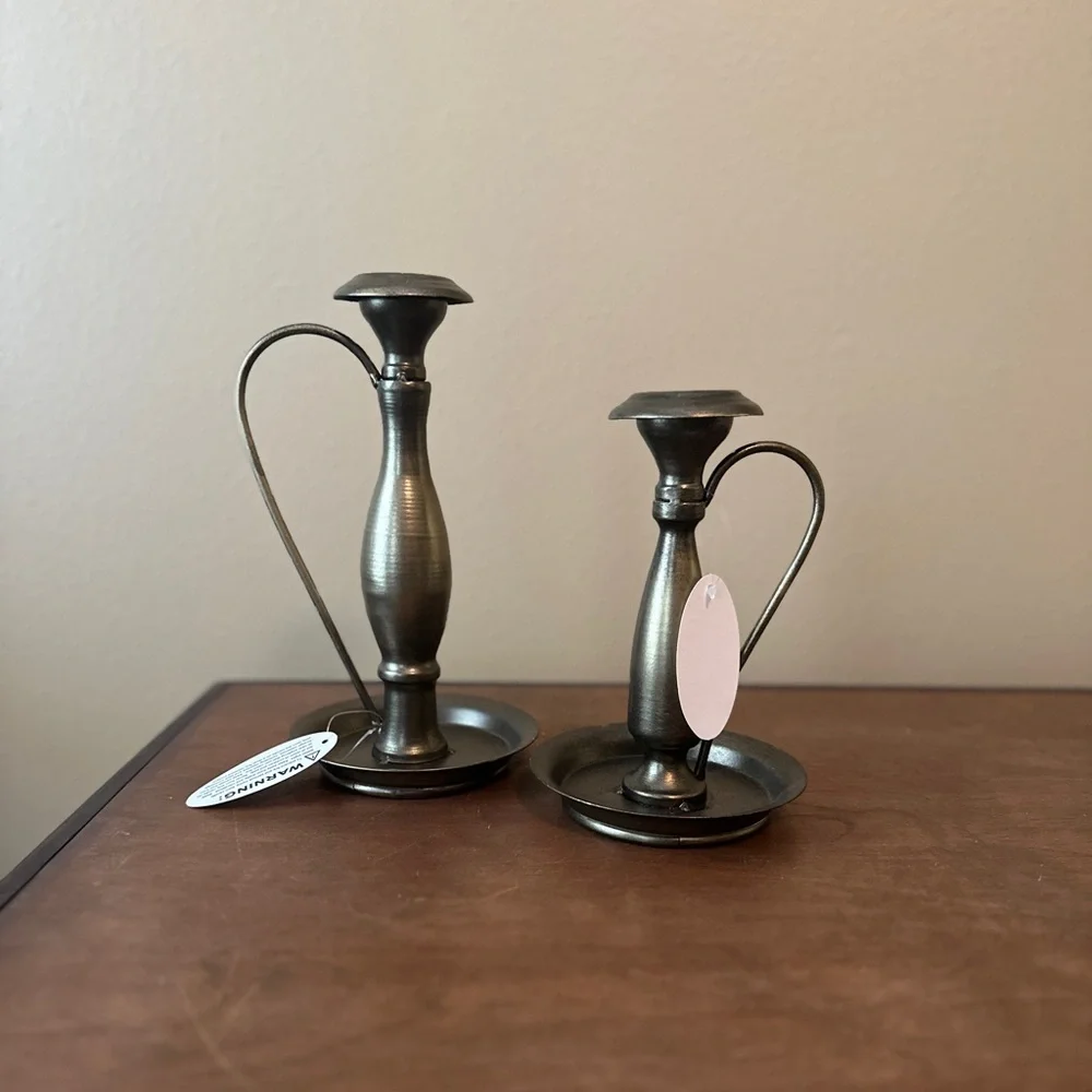 Vintage Style Set of 2 Candlesticks (NWT)